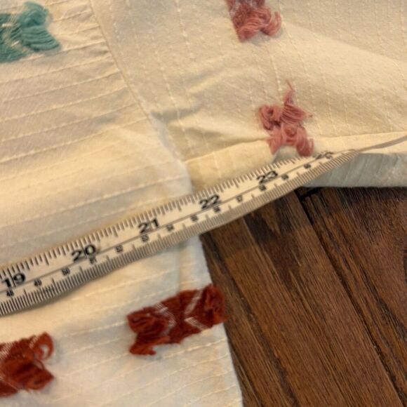 Lou & Gray loft getaway textured embroidered peasant blouse Small - Picture 9 of 11
